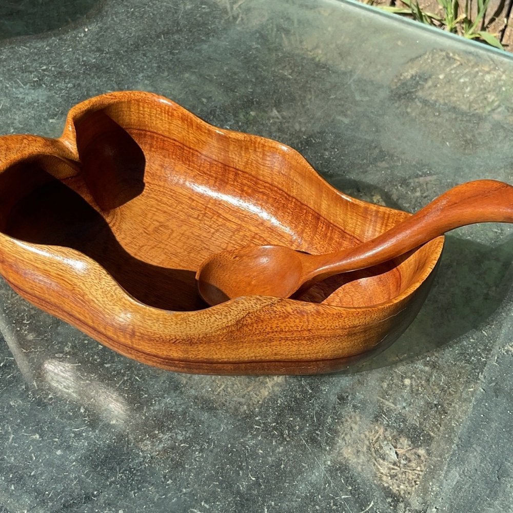 Handmade Hawaiian Wooden Bowl and Spoon Set, Signed - Picture 9 of 10